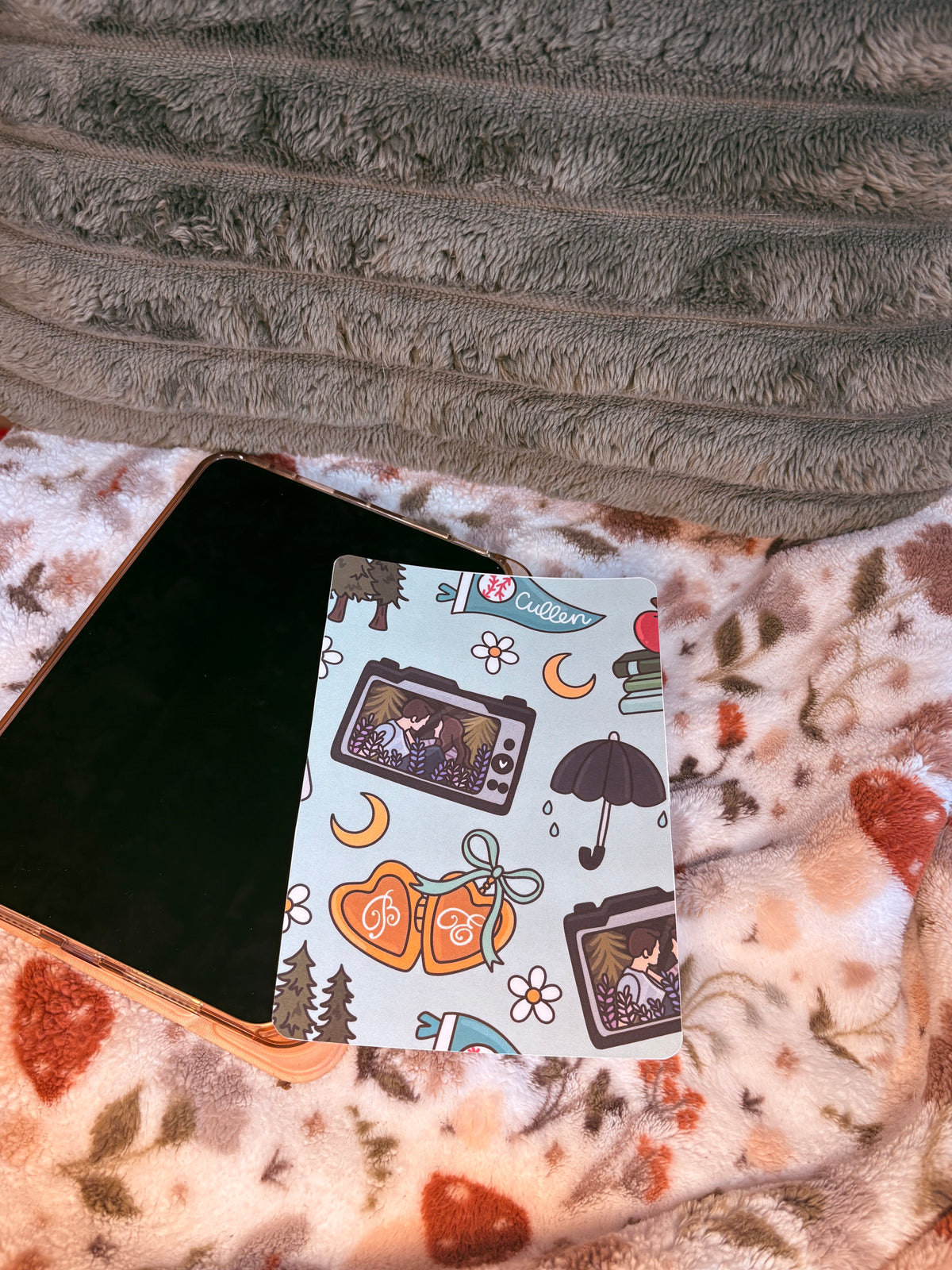 The Cullen's Kindle Insert